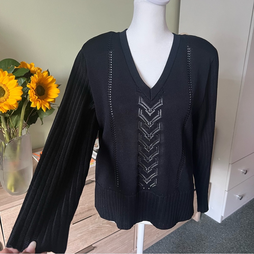 Vintage Black Hole-Knit & Ribbed Acrylic V-Back Long-Sleeve Shoulder Pad Sweater